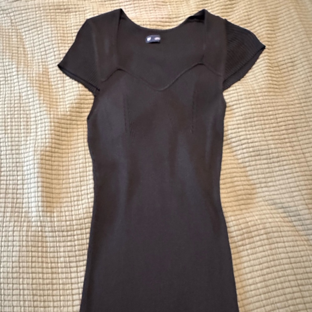 GAP Ribbed Knit Sweater Dress in Black